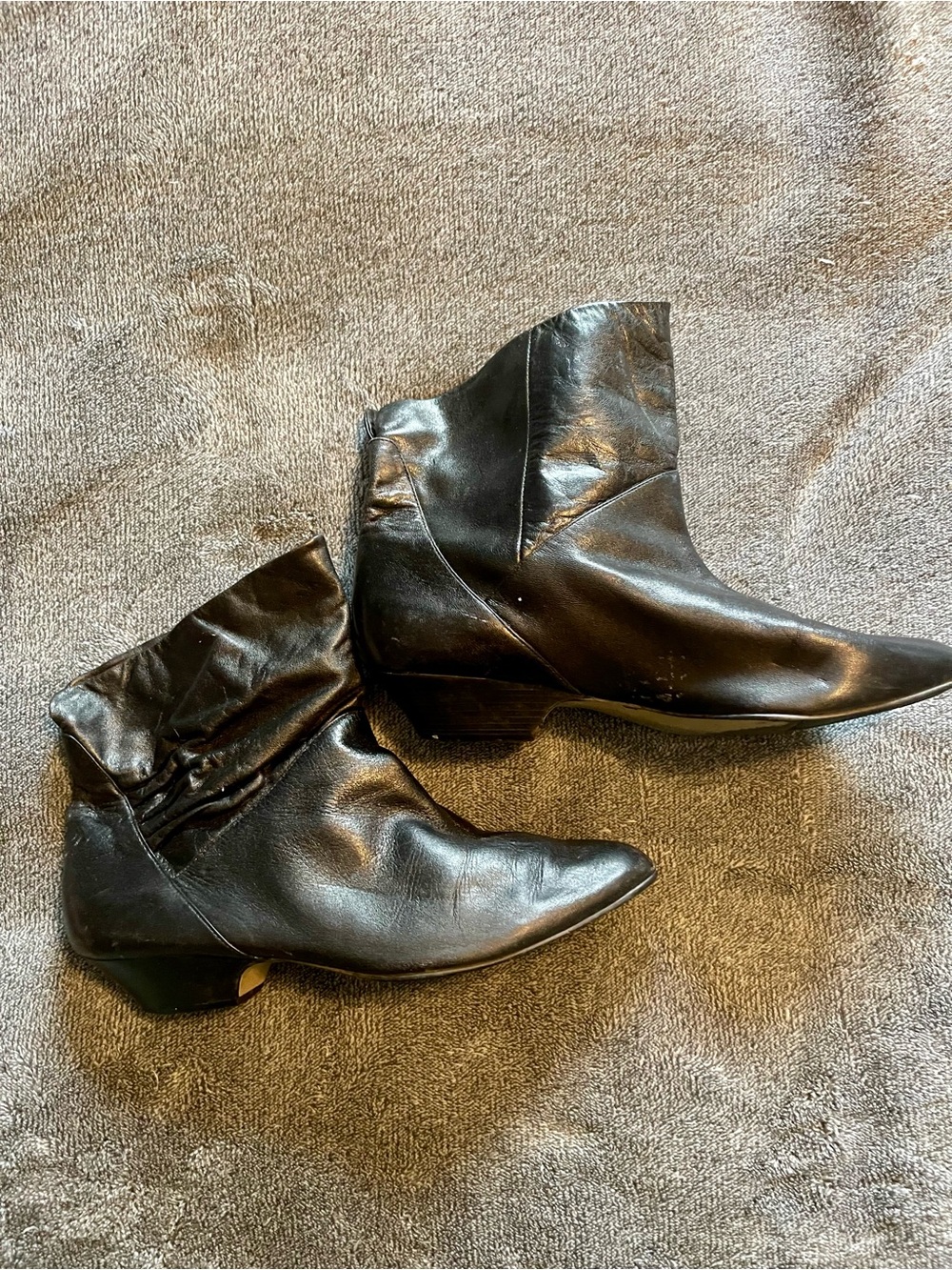 Black Women’s Leather Ankle Boots - Sleek Pointed Toe